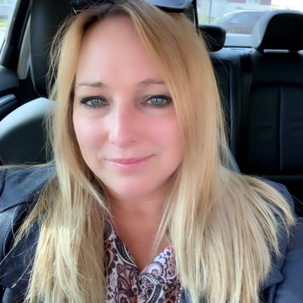 Meet your Posher, Lisa